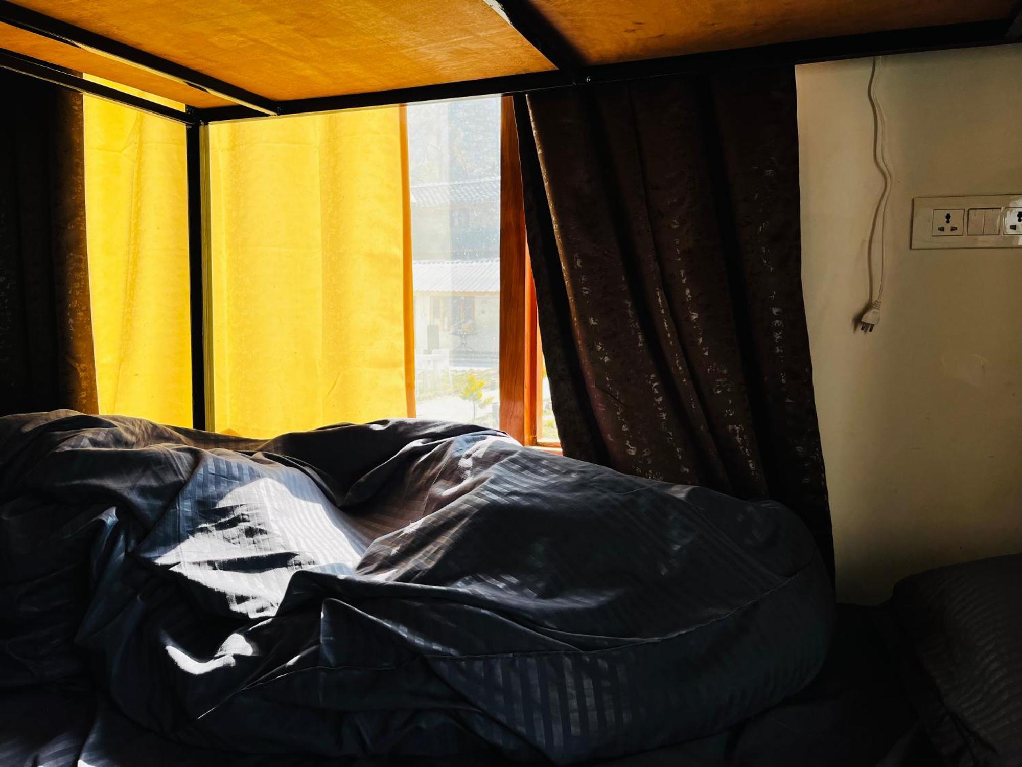 Hotel Adinova Kasol Ngoại thất bức ảnh