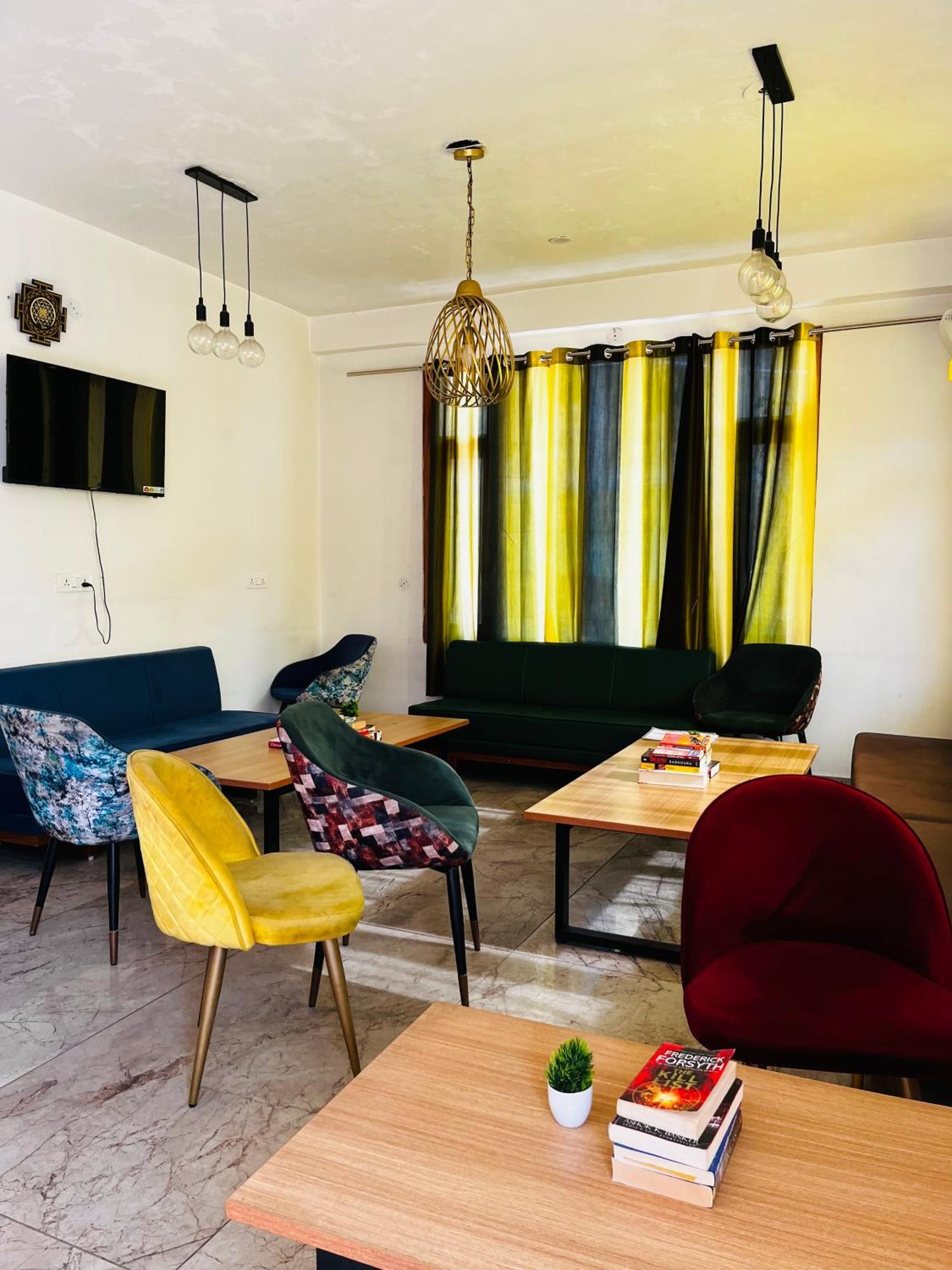 Hotel Adinova Kasol Ngoại thất bức ảnh