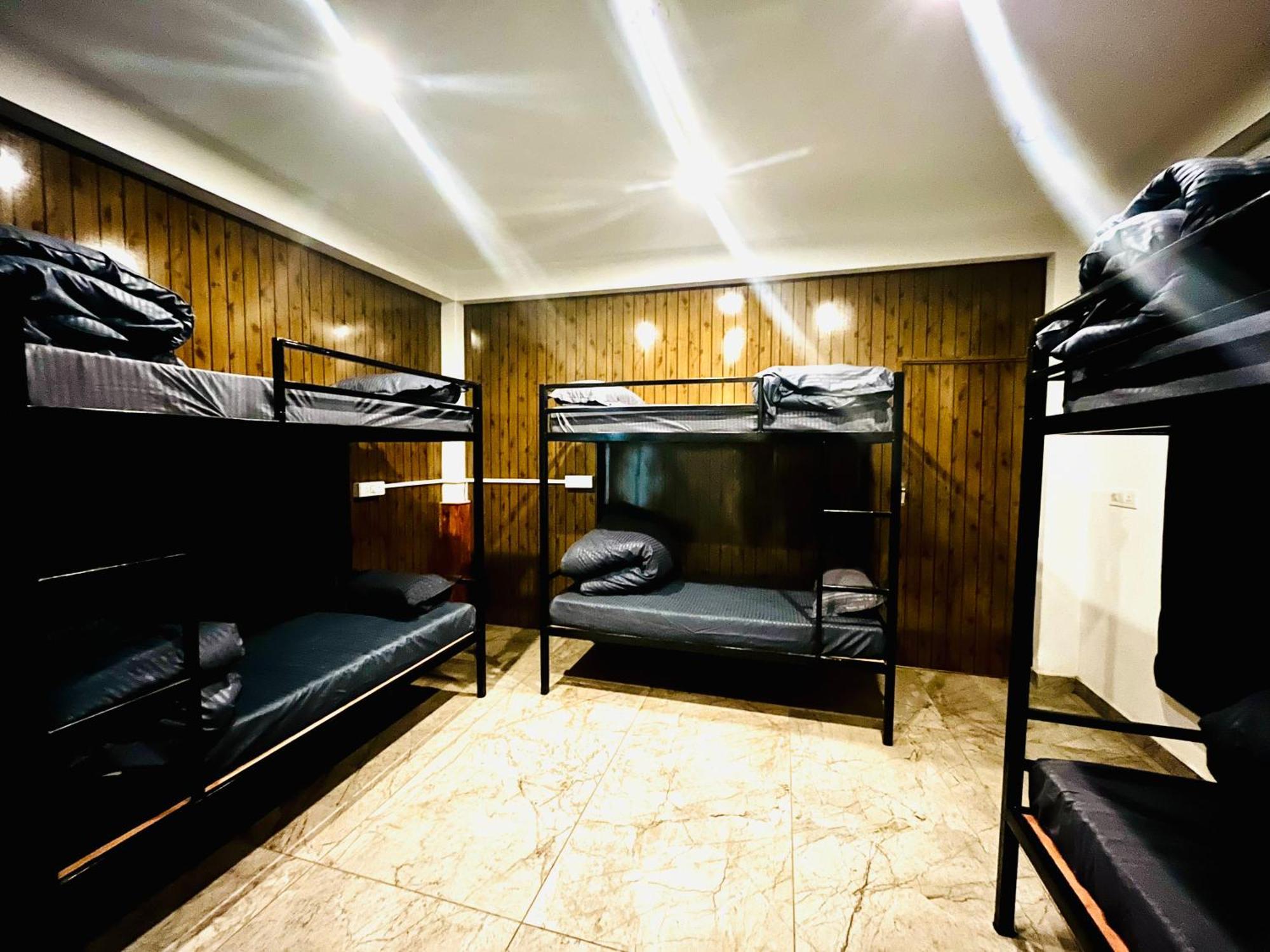 Hotel Adinova Kasol Ngoại thất bức ảnh